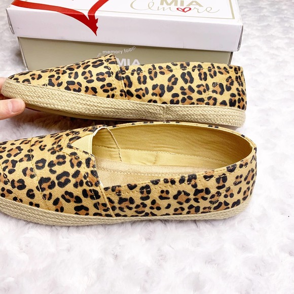NWT Mia Amore Freedom Espadrille Slip-On Shoes 9 - Picture 5 of 8